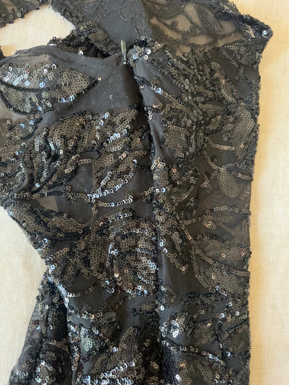 MODAGLAM BOUTIQUE Goddess Cutout Sheer Sequence Gown - Picture 5 of 6